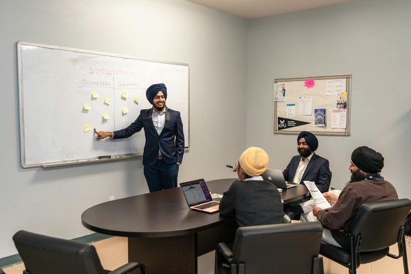 Comment les startups peuvent-elles booster leur croissance en période de récession ?