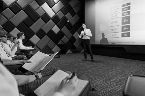 Comment intégrer efficacement l'éthique dans les affaires : stratégies et meilleures pratiques ?